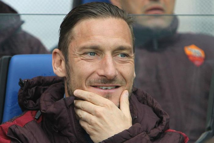 ___5304803___https:______static.pulse.com.gh___webservice___escenic___binary___5304803___2016___7___25___16___totti-cropped_xn9r20mnc5v81q2r9obpi8x0y