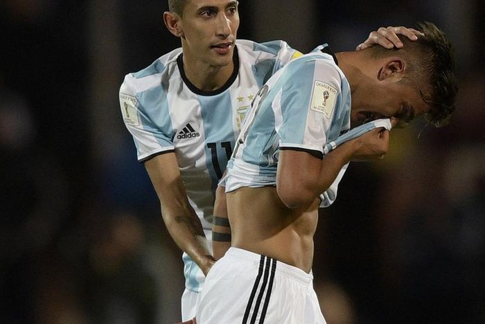 ___5451334___https:______static.pulse.com.gh___webservice___escenic___binary___5451334___2016___9___3___14___paulodybala-cropped_znke0obved3016zs43n9ew5ie_2