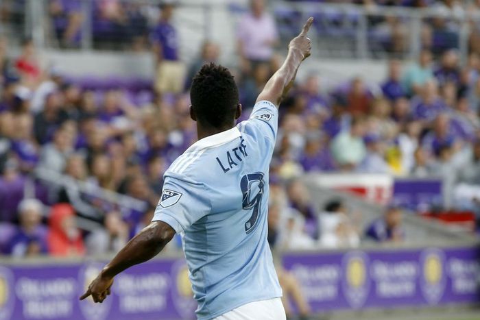 ___6673915___https:______static.pulse.com.gh___webservice___escenic___binary___6673915___2017___5___14___10___Latif+Blessing+SKC