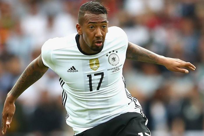 ___5212205___https:______static.pulse.com.gh___webservice___escenic___binary___5212205___2016___8___20___19___jerome-boateng-cropped_1k4fnb3b8pmyy1lwrhky5atzys