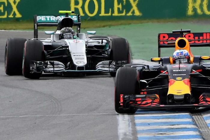 ___5343420___https:______static.pulse.com.gh___webservice___escenic___binary___5343420___2016___8___5___10___danielricciardo-cropped_rj8kormlegmg1fjctcypr1y5y