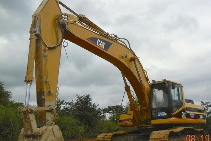 ___6489879___https:______static.pulse.com.gh___webservice___escenic___binary___6489879___2017___4___6___16___EXCAVATOR