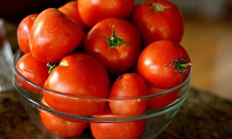 Fresh tomatoes