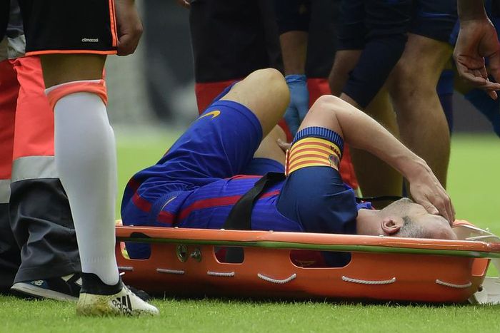 ___5644002___https:______static.pulse.com.gh___webservice___escenic___binary___5644002___2016___10___23___4___andres-iniesta-cropped_erhv34bb632z16cb5wc7g1e3k