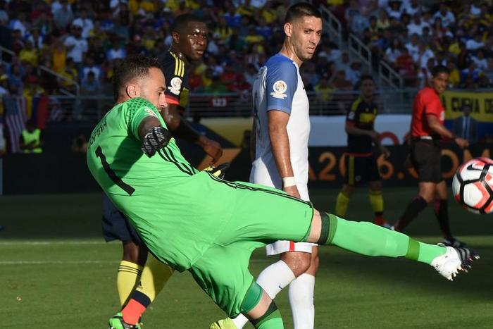 ___5117969___https:______static.pulse.com.gh___webservice___escenic___binary___5117969___2016___6___6___17___clint-dempsey-cropped_nf2wyzlbebec1xne12stcjf89