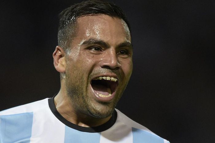 ___5343368___https:______static.pulse.com.gh___webservice___escenic___binary___5343368___2016___8___5___10___gabrielmercado-cropped_mlo6rm1scjt31sv4falna3zcy