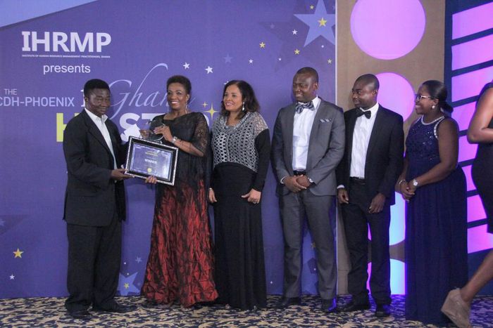 ___6446805___https:______static.pulse.com.gh___webservice___escenic___binary___6446805___2017___3___29___15___Award+Presentation