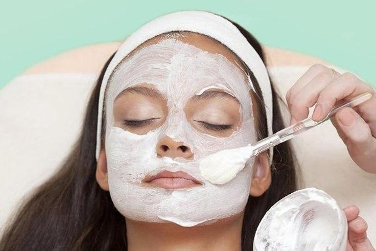 Yogurt skin benefits