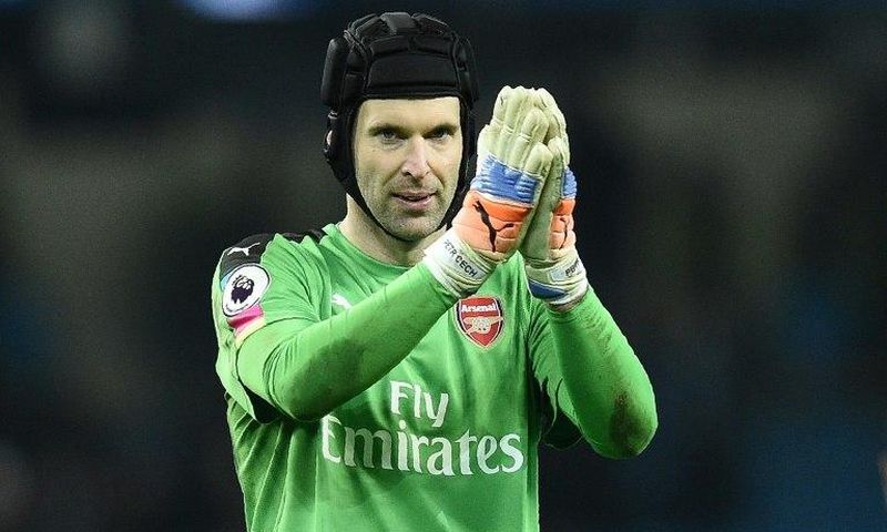 Arsenal's Czech goalkeeper Petr Cech