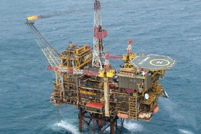 ___6202239___https:______static.pulse.com.gh___webservice___escenic___binary___6202239___2017___2___10___14___OIL-RIG