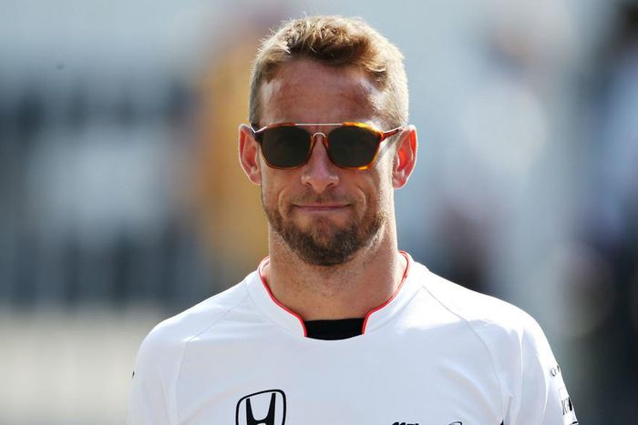 ___5452288___https:______static.pulse.com.gh___webservice___escenic___binary___5452288___2016___9___3___20___jenson-button-cropped_1o7p1bmz44i5a1dsidnajelcpc_2