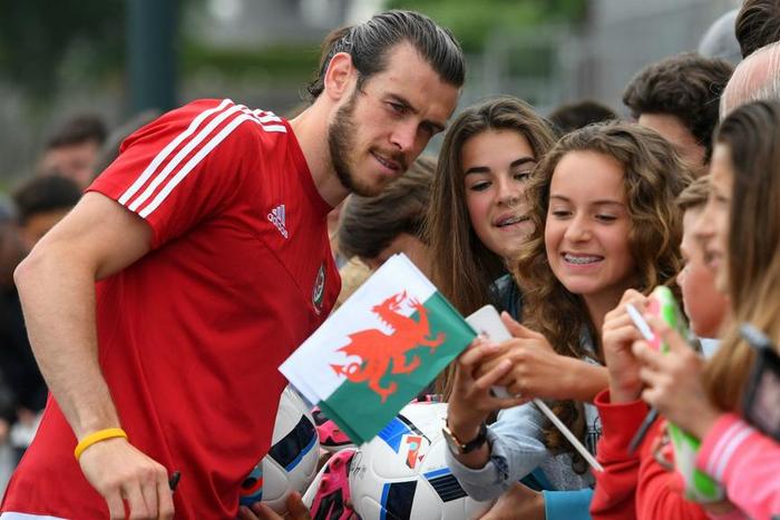 ___5131488___https:______static.pulse.com.gh___webservice___escenic___binary___5131488___2016___6___9___20___garethbale-cropped_1avm8lvo2cit31jr46mmwabbsm