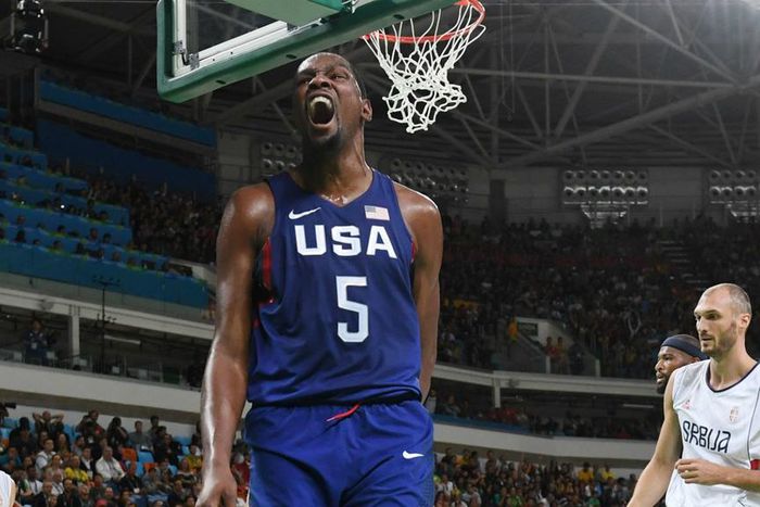 ___5403654___https:______static.pulse.com.gh___webservice___escenic___binary___5403654___2016___8___22___2___kevin-durant-cropped_16ycin2jw25hf118lpl5pydrn3