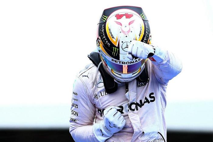 ___5141441___https:______static.pulse.com.gh___webservice___escenic___binary___5141441___2016___6___13___3___lewishamilton-cropped_1poduqbkke9em1ospbz1lqhgwn
