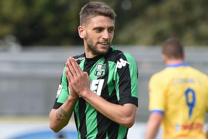 ___5062698___https:______static.pulse.com.gh___webservice___escenic___binary___5062698___2016___5___22___17___domenico-berardi-cropped_1d5nkl55g8ak513cfox66mylor_2
