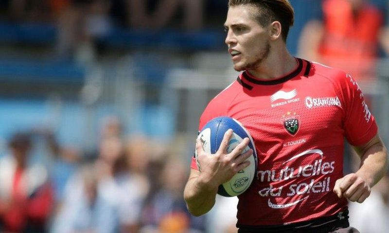 Toulon's player James O'Connor has been suspended from the team after cocaine bust in Paris, but has returned to training