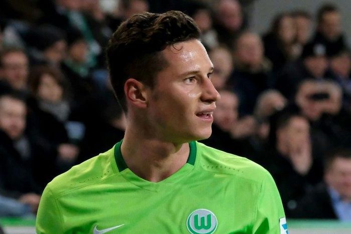 Midfielder Julian Draxler, 23, was on the market after a difficult first half to the season with a struggling Wolfsburg side