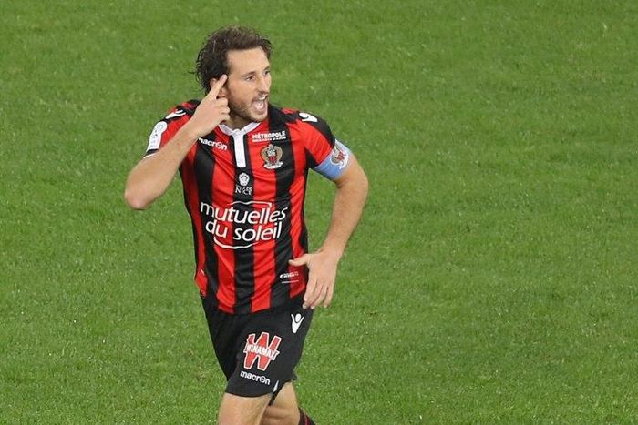 Nice's French defender and captain Paul Baysse celebrates after scoring a against Lyon on October 14, 2016