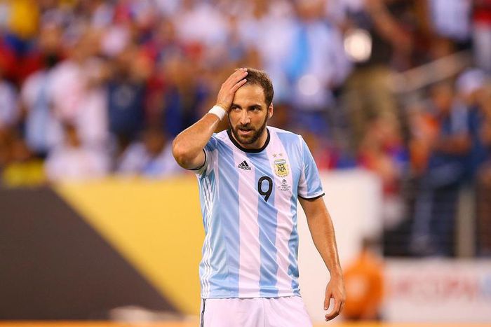 ___5500699___https:______static.pulse.com.gh___webservice___escenic___binary___5500699___2016___9___17___2___higuain-cropped_d1ikwqdhlysv1az8p02o2ohfs