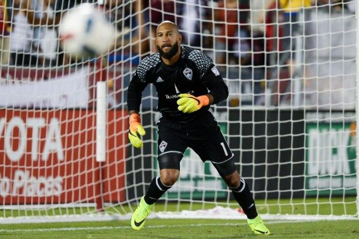 Colorado Rapids goalkeeper Tim Howard, pictured in July 2016, was key as his team won 3-1 on penalties against the Los Angeles Galaxy