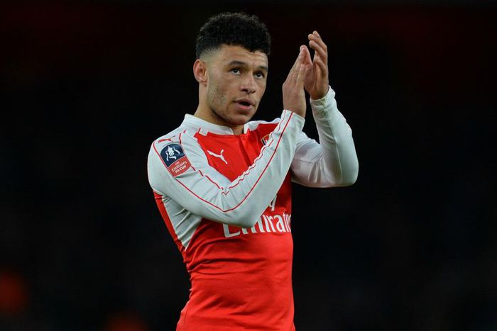 ___5296925___https:______static.pulse.com.gh___webservice___escenic___binary___5296925___2016___9___23___1___alex-oxlade-chamberlain-cropped_qmnrh6kzk1gv1uslmv9gftoid