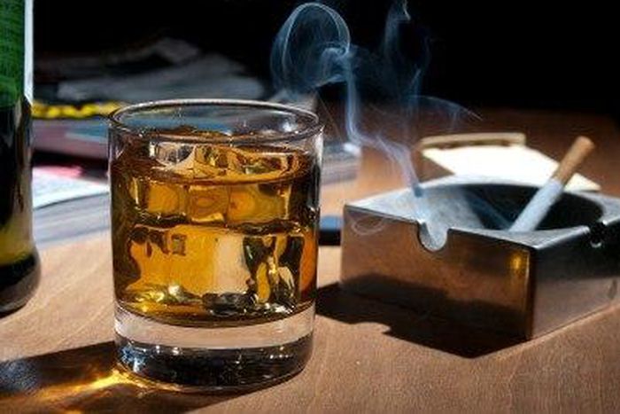 ___5063121___https:______static.pulse.com.gh___webservice___escenic___binary___5063121___2016___5___22___16___Cigarettes-alcohol