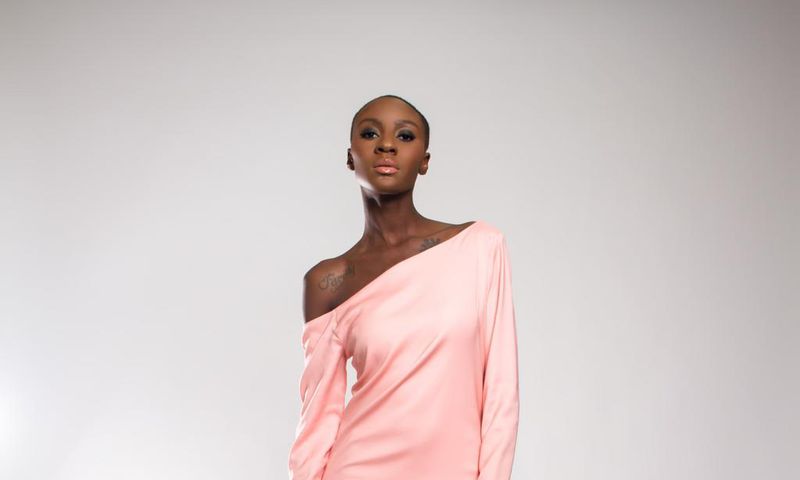 Ezie -The Cold Shoulder