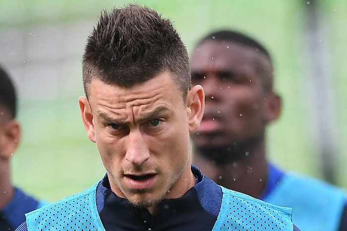 ___5128132___https:______static.pulse.com.gh___webservice___escenic___binary___5128132___2016___8___18___14___laurent-koscielny-cropped_1dcn1naq9rjpf1t64wjf9kx708_2