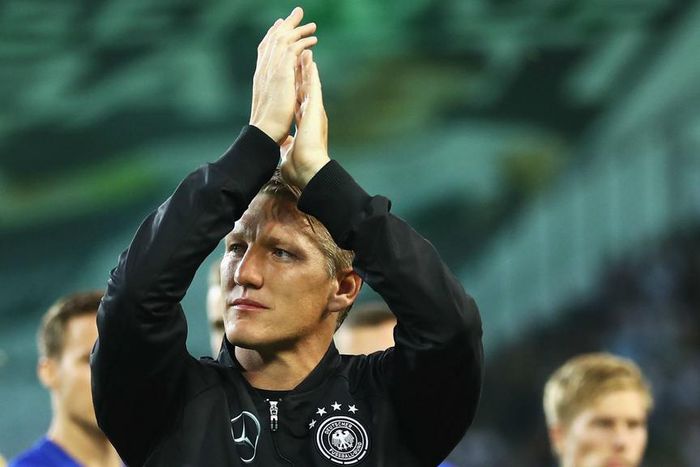 ___5441958___https:______static.pulse.com.gh___webservice___escenic___binary___5441958___2016___9___1___1___bastianschweinsteiger-cropped_o2ens47towxj1k7knmkjouioz_2