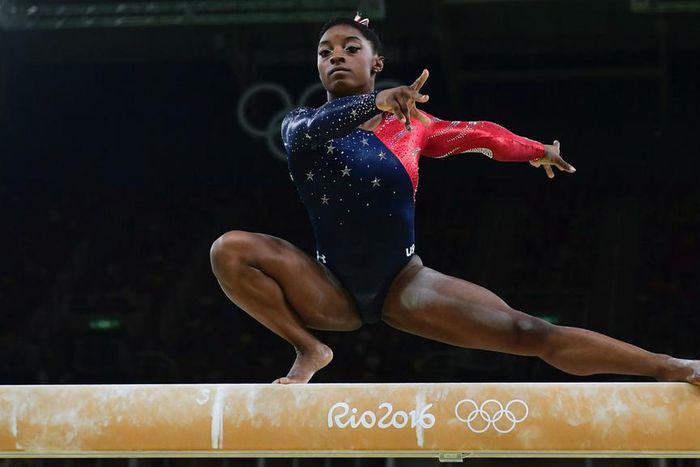___5360417___https:______static.pulse.com.gh___webservice___escenic___binary___5360417___2016___8___10___0___simonebiles-cropped_1fgt0gu3512hi14rgzxh0dnf2s