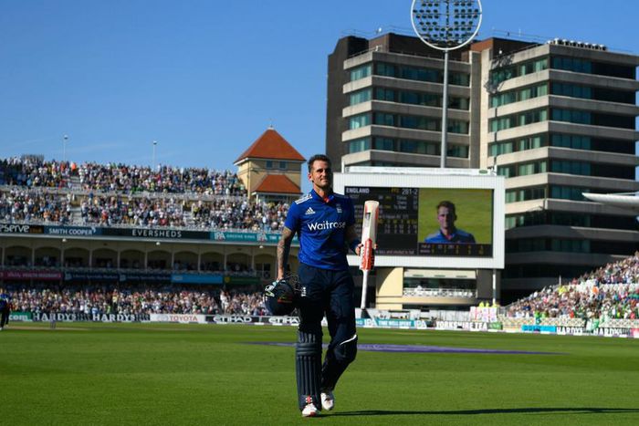 ___5437382___https:______static.pulse.com.gh___webservice___escenic___binary___5437382___2016___8___30___23___alexhalescropped_1mjnt6kdvug8413alf6aorgi1k