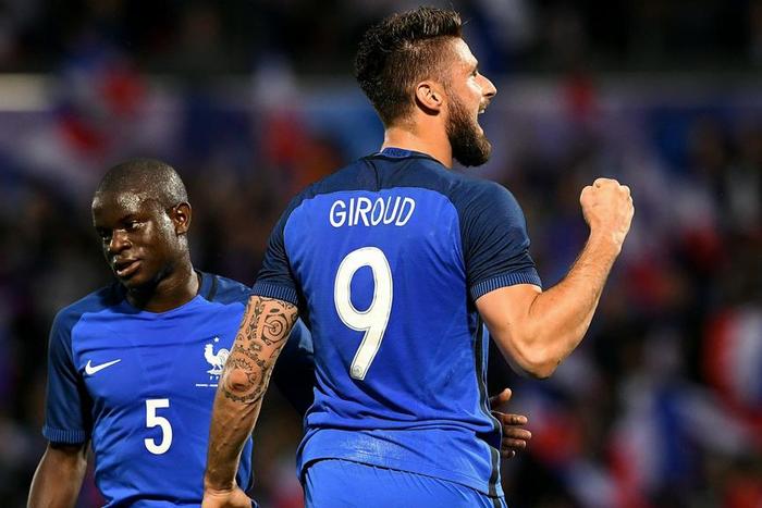 ___5163388___https:______static.pulse.com.gh___webservice___escenic___binary___5163388___2016___6___17___22___ngolo-kante-olivier-giroud-cropped_ido4chlkfole18x4m5ulsx5hu
