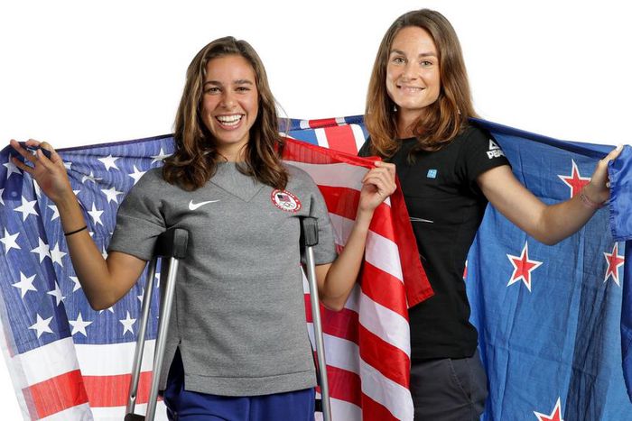 ___5403738___https:______static.pulse.com.gh___webservice___escenic___binary___5403738___2016___8___22___4___abbey-dagostino-nikki-hamblin-cropped_11cnrr4ml2r9h1vw0d723s0dc5