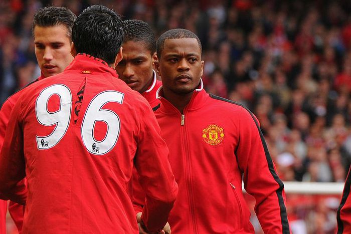 ___5637387___https:______static.pulse.com.gh___webservice___escenic___binary___5637387___2016___10___21___13___luis-suarez-patrice-evra-cropped_b01azhnambzi18tfkjyso3pbh_1