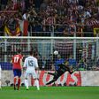 ___5086645___https:______static.pulse.com.gh___webservice___escenic___binary___5086645___2016___5___29___1___antoine-griezmann-keylor-navas-cropped_menu56fv9u4b114mkseideo5r