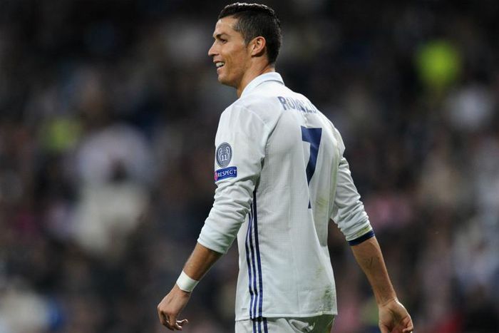 ___5625830___https:______static.pulse.com.gh___webservice___escenic___binary___5625830___2016___10___27___15___ronaldo-cropped_7jyejjfxln60z3ph1xuubav8_1