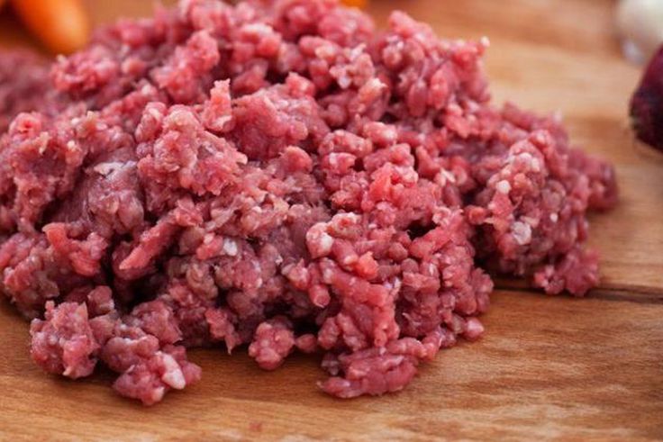 Minced meat and sausage