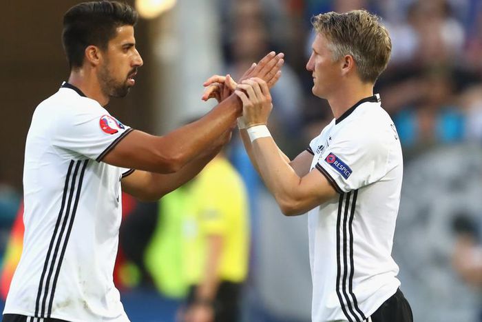 ___5455432___https:______static.pulse.com.gh___webservice___escenic___binary___5455432___2016___9___5___11___khediraschweinsteiger-cropped_1m263vgxh2d371j9prytha02mw