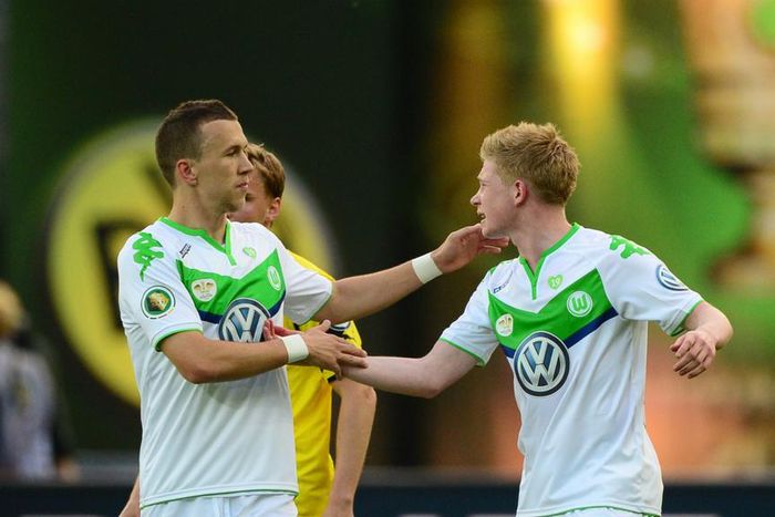 ___5661057___https:______static.pulse.com.gh___webservice___escenic___binary___5661057___2016___10___26___17___perisic-de-bruyne-cropped_9pf90h2fyds11nv01f6yu2thq