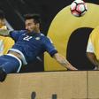 ___5182995___https:______static.pulse.com.gh___webservice___escenic___binary___5182995___2016___6___23___9___lavezzi-cropped_1ph4sqcpf7uvx1cqvbj3x06egd