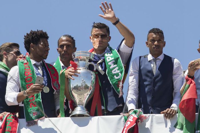 ___5262479___https:______static.pulse.com.gh___webservice___escenic___binary___5262479___2016___7___14___16___cristiano-ronaldo-cropped_109b4th0mrhay19otbp4owxapb_2