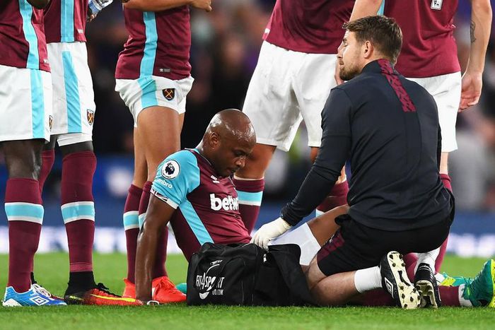 ___5393226___https:______static.pulse.com.gh___webservice___escenic___binary___5393226___2016___8___19___18___ayew-cropped_2s2tbpbgpnrx1tvywgsd0k13b