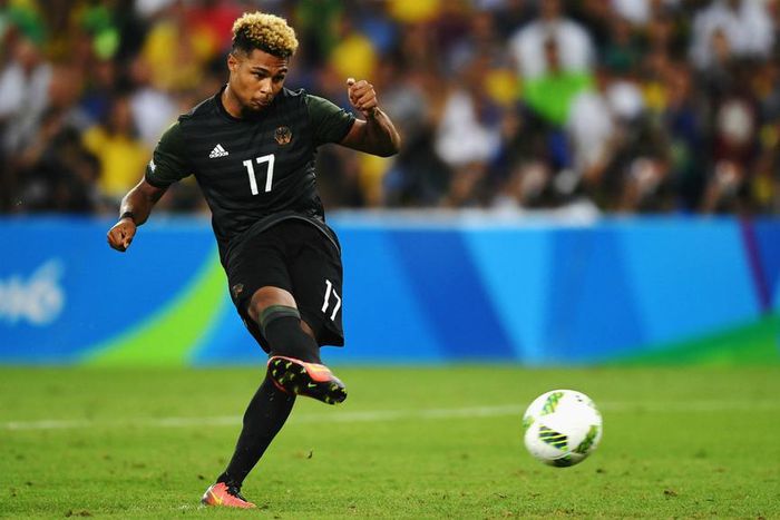 ___5441102___https:______static.pulse.com.gh___webservice___escenic___binary___5441102___2016___8___31___19___sergegnabry-cropped_3kln2mn7ja0u19l9dfwucsup1