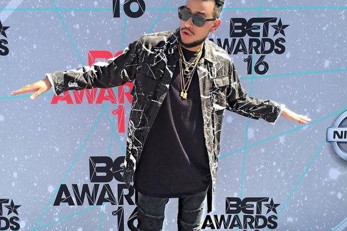 AKA at BET Awards 2016