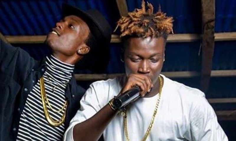 Opanka and Wisa Greid performing