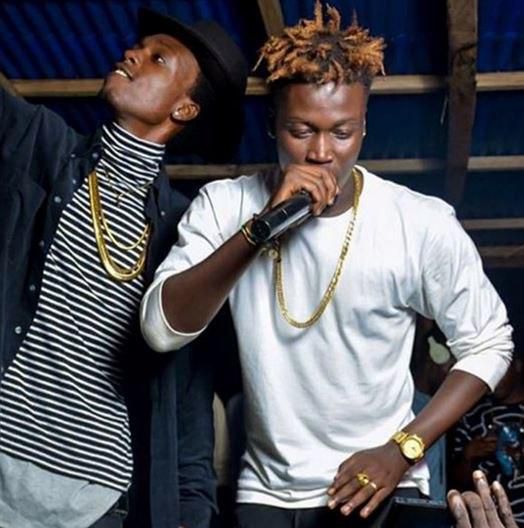 Opanka and Wisa Greid performing