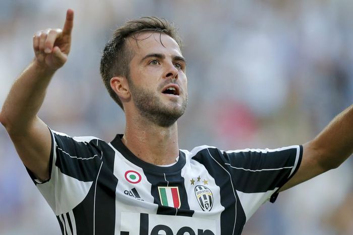 ___5530036___https:______static.pulse.com.gh___webservice___escenic___binary___5530036___2016___10___9___23___miralem-pjanic-cropped_1dv08jpxi2pt21dg6pkx9d1icx