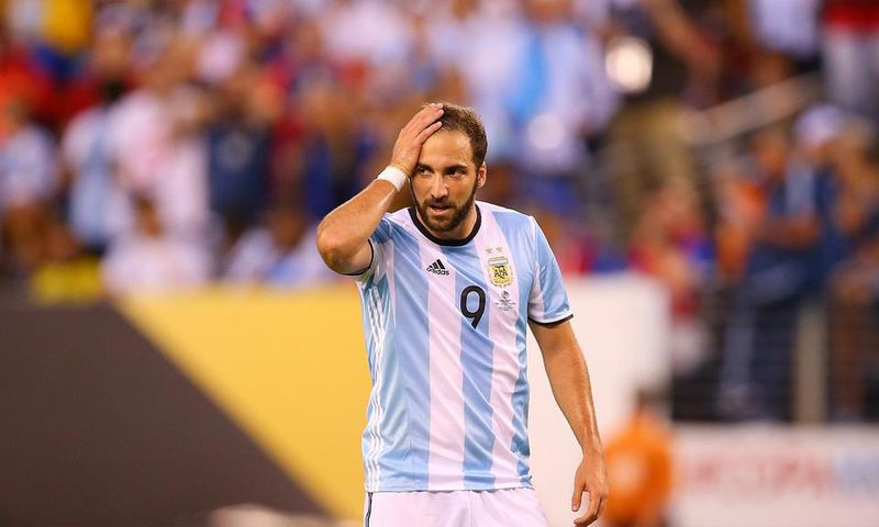 ___5568610___https:______static.pulse.com.gh___webservice___escenic___binary___5568610___2016___10___5___15___gonzalo-higuain-cropped_1ji3xa7j4mlx81x2ufu3cqdkds_2