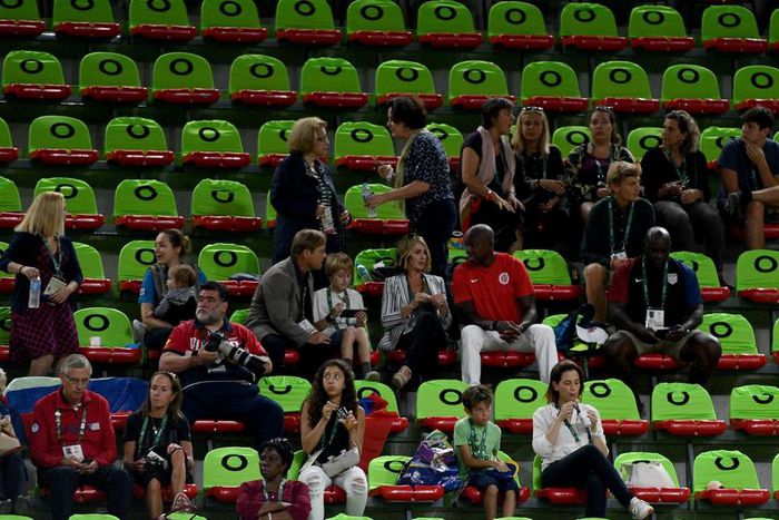 ___5394984___https:______static.pulse.com.gh___webservice___escenic___binary___5394984___2016___8___18___23___emptyseats-cropped_ha7k50em2dmz1mshcbl4uc84i