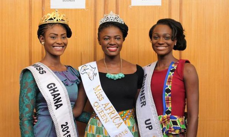 Rebecca Asamoah, Miss Africa 2016 in the middle